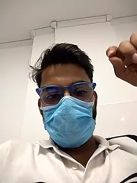 themasklover online show from May 2026 10:29:01 AM