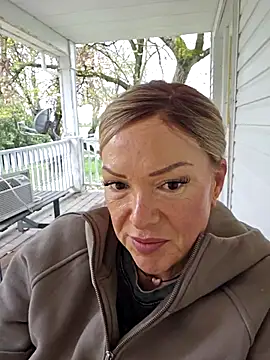 Sugarloveless online show from April 2026 10:12:02 PM