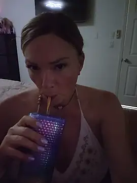 Sugarloveless online show from May 2026 04:29:02 PM