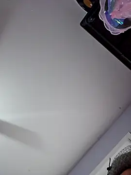 Snapshot of Sugarloveless chatting on October 2025 05:25:01 PM Sugarloveless online show from October 2025 05:25:01 PM