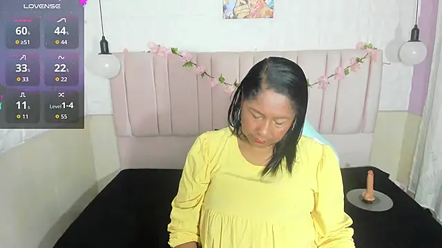 mya blaze online show from November 2025 12:52:02 PM