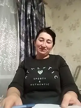 Funny Karina online show from November 2025 05:02:01 PM