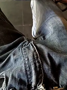 Snapshot of tyteo1010 chatting on March 2026 04:01:01 AM tyteo1010 online show from March 2026 04:01:01 AM