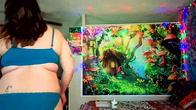 Snapshot of Princess__Kitty__ chatting on October 2025 08:08:02 PM Princess Kitty online show from October 2025 08:08:02 PM