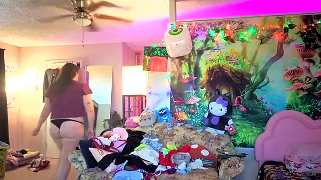 Princess  Kitty   online show from February 2026 09:36:02 PM