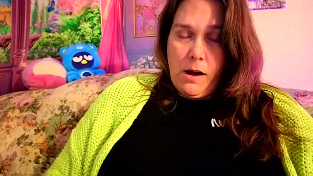 Princess  Kitty   online show from November 2025 10:54:02 PM