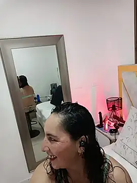 Luna Naughty1 online show from February 2026 06:42:01 PM