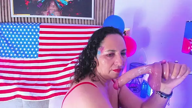 Snapshot of Luna_Naughty1 chatting on July 2026 01:21:02 AM Luna Naughty1 online show from July 2026 01:21:02 AM