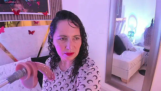 Luna Naughty1 online show from March 2026 06:00:01 PM