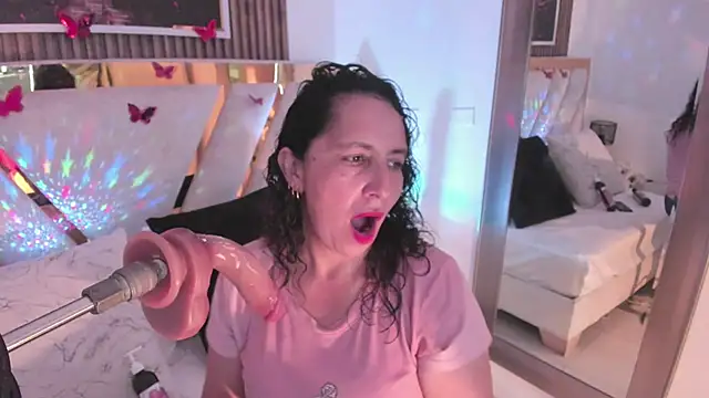 Luna Naughty1 online show from February 2026 07:46:02 PM