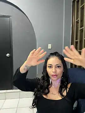 laura luxe online show from May 2026 07:35:01 PM