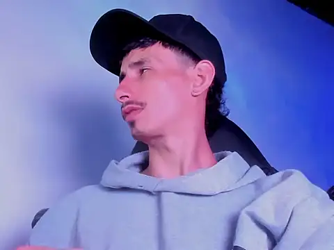 Damartinez27 online show from March 2026 08:44:02 AM