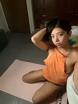missapril0101 online show from April 2026 05:27:01 PM