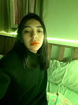 missapril0101 online show from May 2026 12:55:02 PM