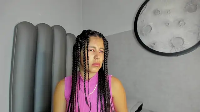 Snapshot of Lucy-23 chatting on April 2026 04:26:01 AM Lucy-23 online show from April 2026 04:26:01 AM