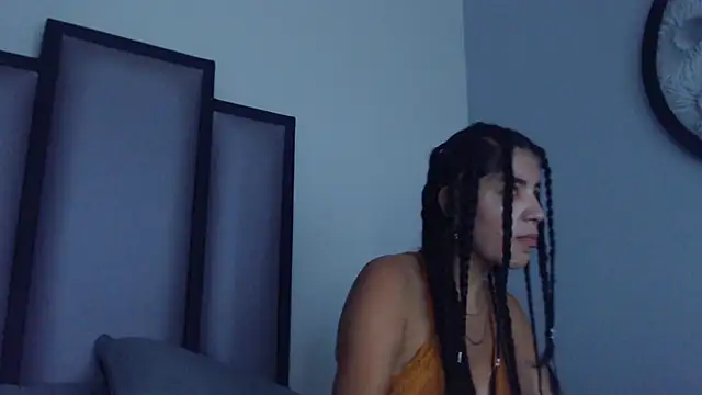 Lucy-23 online show from February 2026 04:19:02 AM