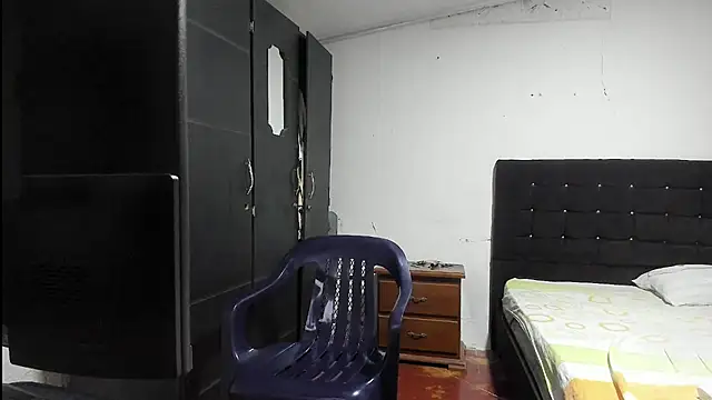 Ryan xc1 online show from October 2025 02:54:01 AM