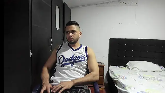 Ryan xc1 online show from December 2025 02:21:01 AM