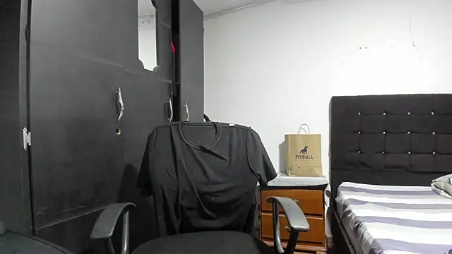 Ryan xc1 online show from April 2026 03:08:02 AM