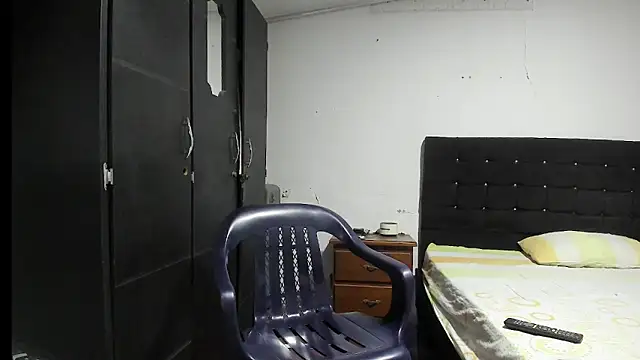 Ryan xc1 online show from December 2025 02:01:01 AM