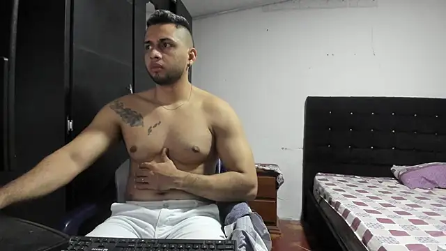 Ryan xc1 online show from February 2026 04:24:01 AM