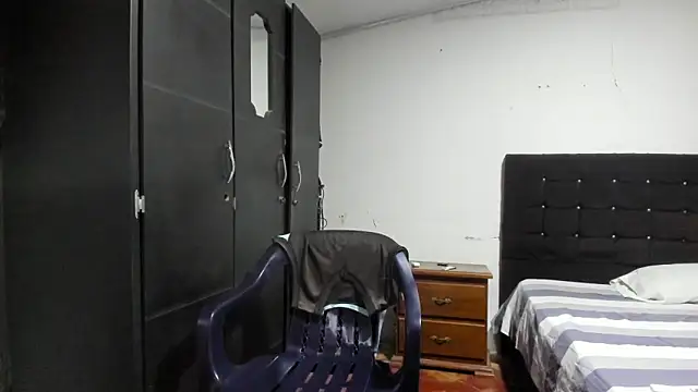 Ryan xc1 online show from March 2026 03:33:01 AM