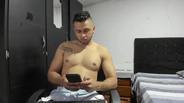 Ryan xc1 online show from April 2026 02:28:01 AM