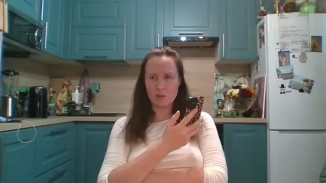 ALICAINWONDERLAND online show from April 2026 02:56:01 PM