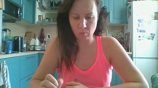 ALICAINWONDERLAND online show from March 2026 11:20:01 AM