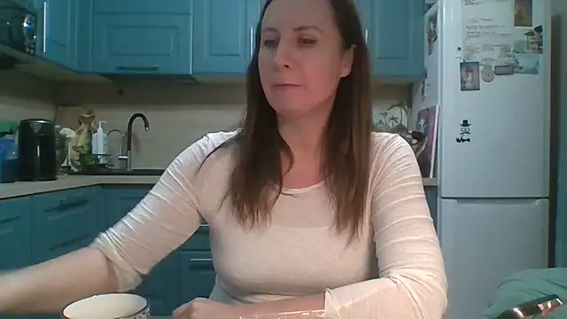 ALICAINWONDERLAND online show from April 2026 06:02:01 PM