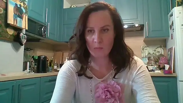 Snapshot of ALICAINWONDERLAND chatting on November 2025 04:45:02 PM ALICAINWONDERLAND online show from November 2025 04:45:02 PM