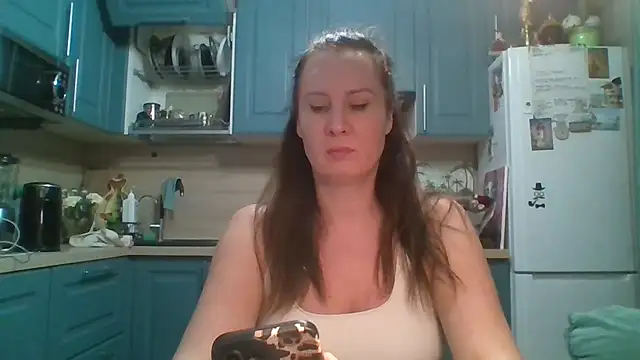 ALICAINWONDERLAND online show from April 2026 08:02:01 PM