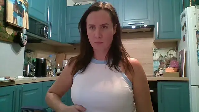 Snapshot of ALICAINWONDERLAND chatting on December 2025 03:57:01 PM ALICAINWONDERLAND online show from December 2025 03:57:01 PM