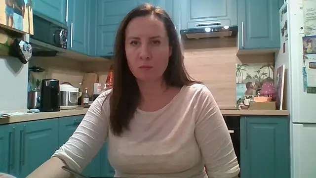 Snapshot of ALICAINWONDERLAND chatting on December 2025 07:24:01 PM ALICAINWONDERLAND online show from December 2025 07:24:01 PM