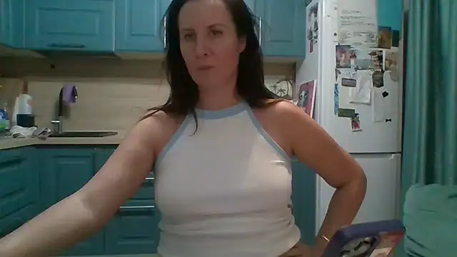 Snapshot of ALICAINWONDERLAND chatting on December 2025 08:04:02 PM ALICAINWONDERLAND online show from December 2025 08:04:02 PM