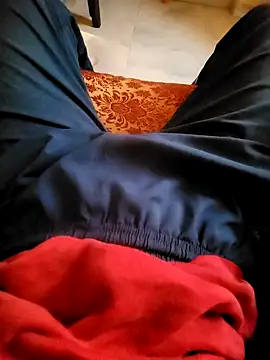 Snapshot of coupleyug chatting on September 2025 10:03:01 AM coupleyug online show from September 2025 10:03:01 AM