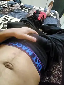 Snapshot of coupleyug chatting on November 2025 02:20:01 PM coupleyug online show from November 2025 02:20:01 PM