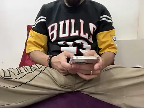 coupleyug online show from January 2026 10:19:01 AM