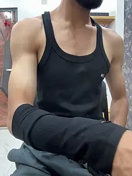 coupleyug online show from March 2026 01:33:02 PM