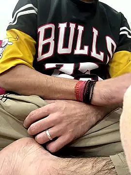 coupleyug online show from January 2026 12:31:02 PM