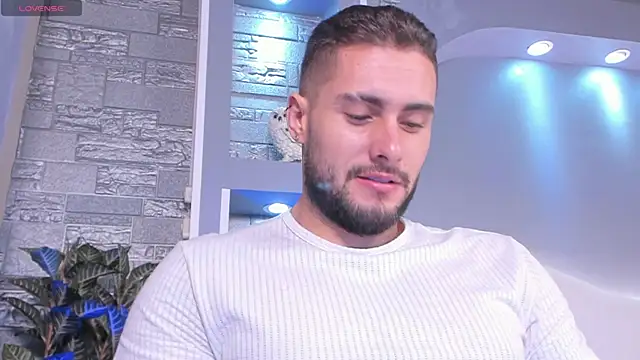 dominic de luca online show from May 2026 03:33:02 AM