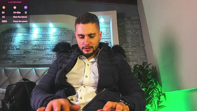 dominic de luca online show from October 2025 04:57:01 AM