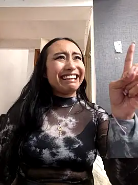 Venus Rivers online show from October 2025 02:28:02 PM