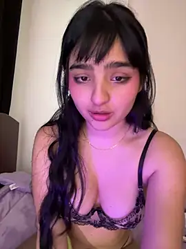 Clementyne30 online show from March 2026 09:38:02 PM