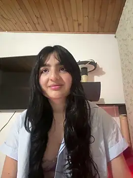 Snapshot of Clementyne30 chatting on October 2025 11:16:01 PM Clementyne30 online show from October 2025 11:16:01 PM