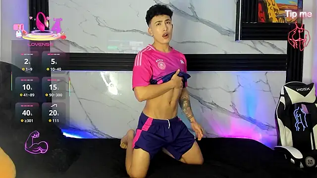 Snapshot of Saimonvela chatting on February 2026 07:51:02 AM Saimonvela online show from February 2026 07:51:02 AM