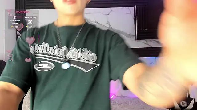 Snapshot of Saimonvela chatting on March 2026 04:04:02 AM Saimonvela online show from March 2026 04:04:02 AM