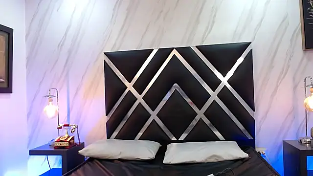 SpencerMontgomery online show from November 2025 07:36:01 PM