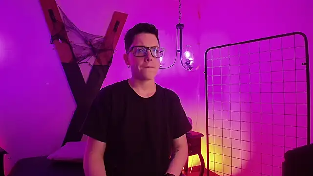 SpencerMontgomery online show from November 2025 07:39:01 PM