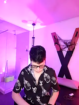 SpencerMontgomery online show from November 2025 06:46:02 PM